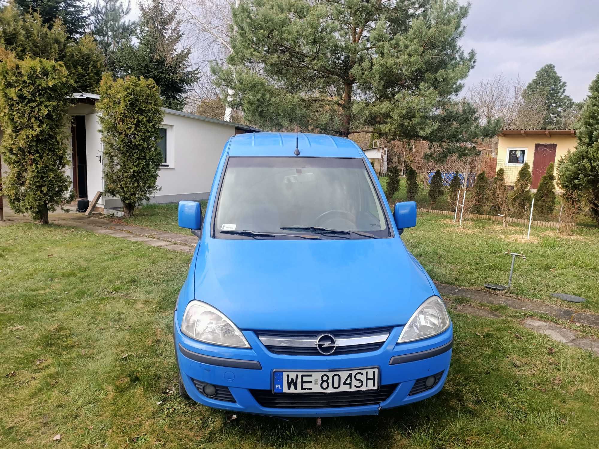 Samochód Opel  Combo