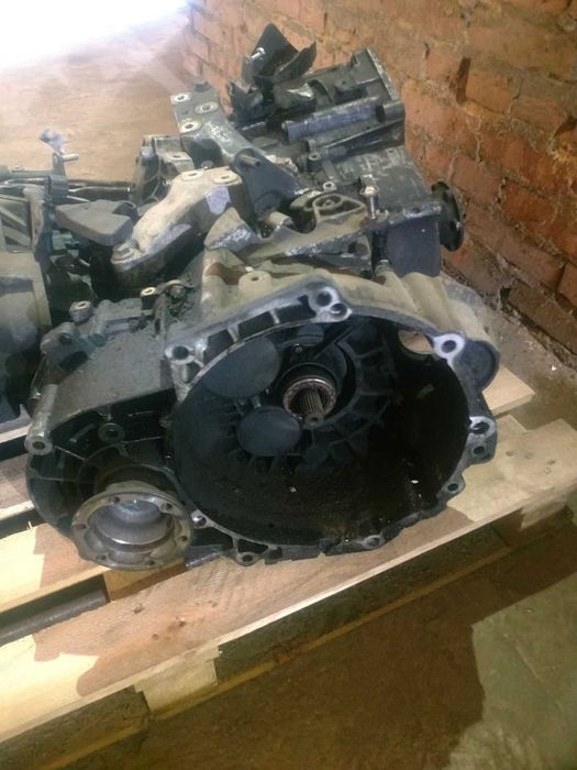 Кпп коробка передач механика Passat B6 2.0 TDI JLU кпп Пассат Б6 2.0