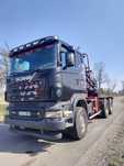 Scania R580 6x4 do drewna dłużycy lasu