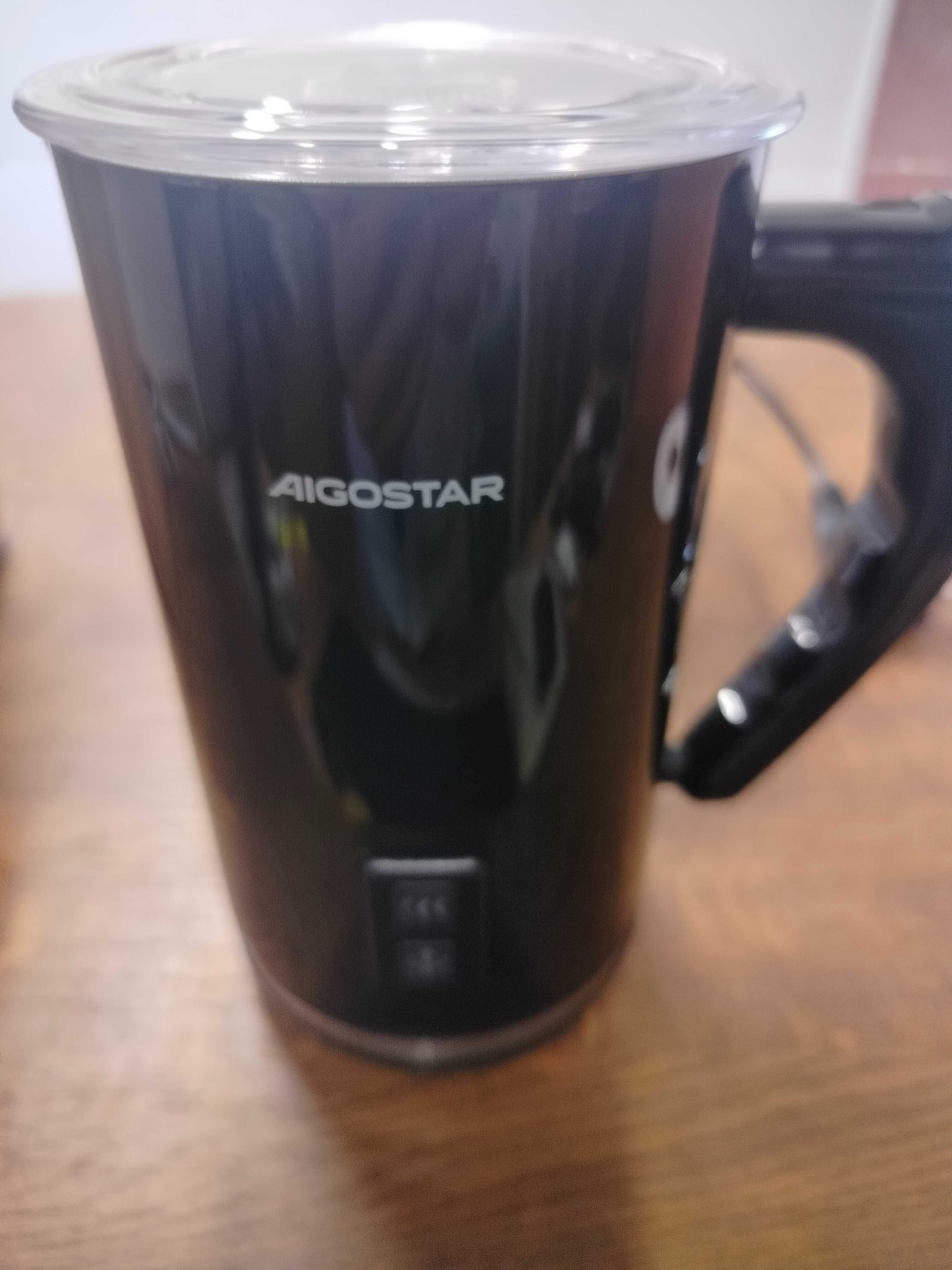 Spieniacz do mleka podgrzewacz kawa 2w1 Aigostar Capu