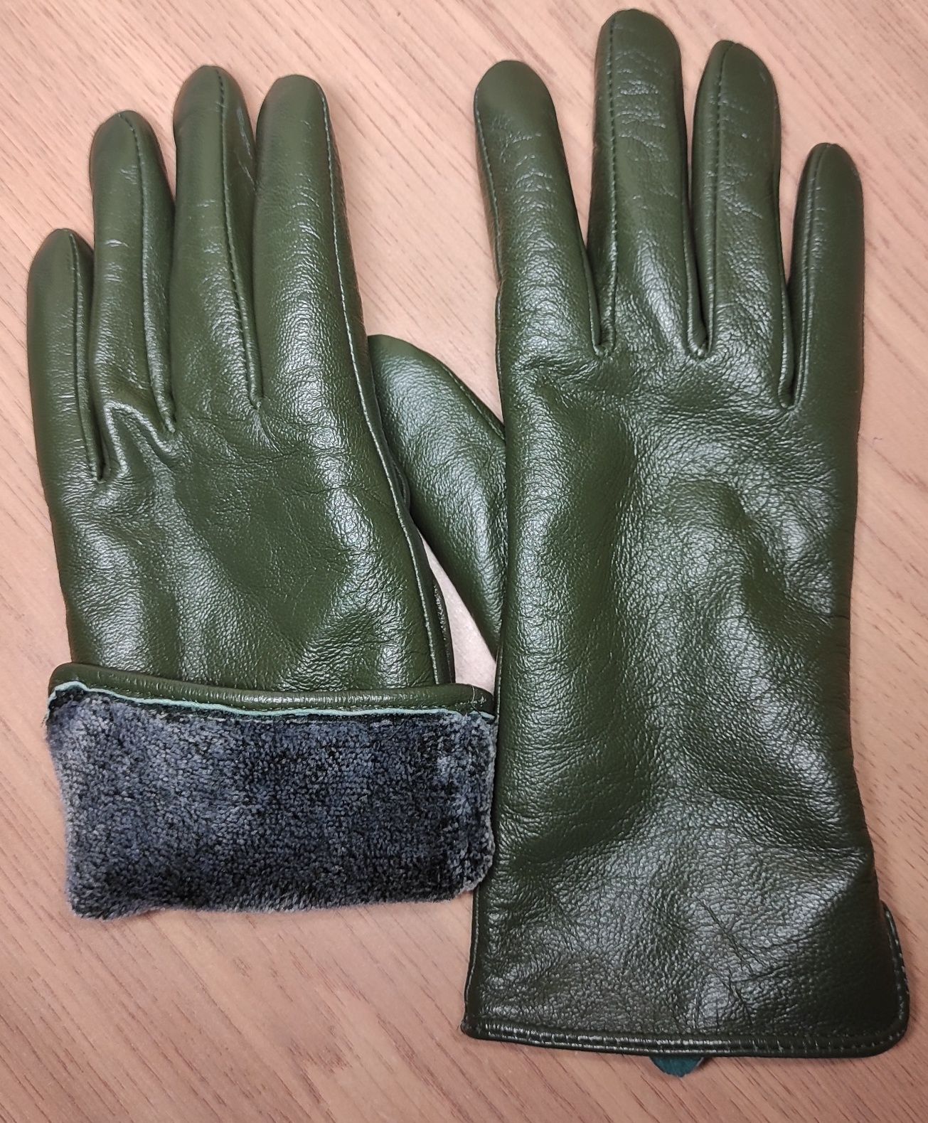 Шкіряні рукавички жіночі розмір 8