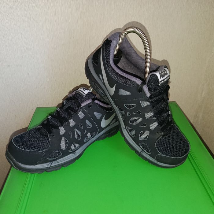 Кросівки фірми Nike Dual Fusion Run2 39 розміру