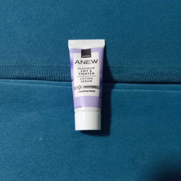Avon Anew Platinum Lift & Tighten serum z protinolem 10 ml