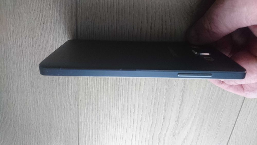 Samsung   A500FU