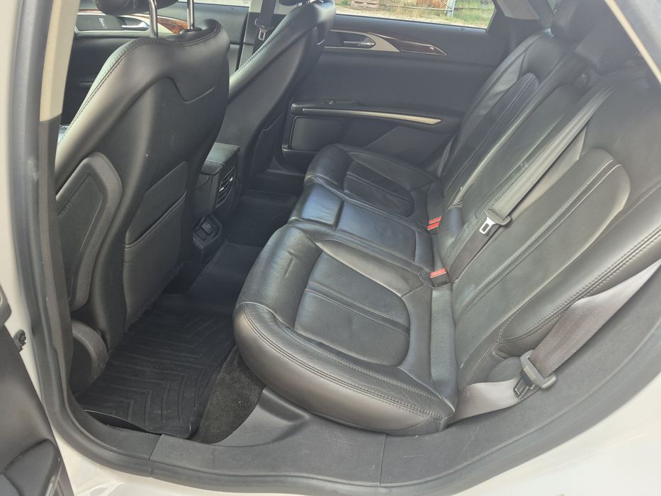 Аренда авто Lincoln MKZ для особистих цілей та для роботи в такси