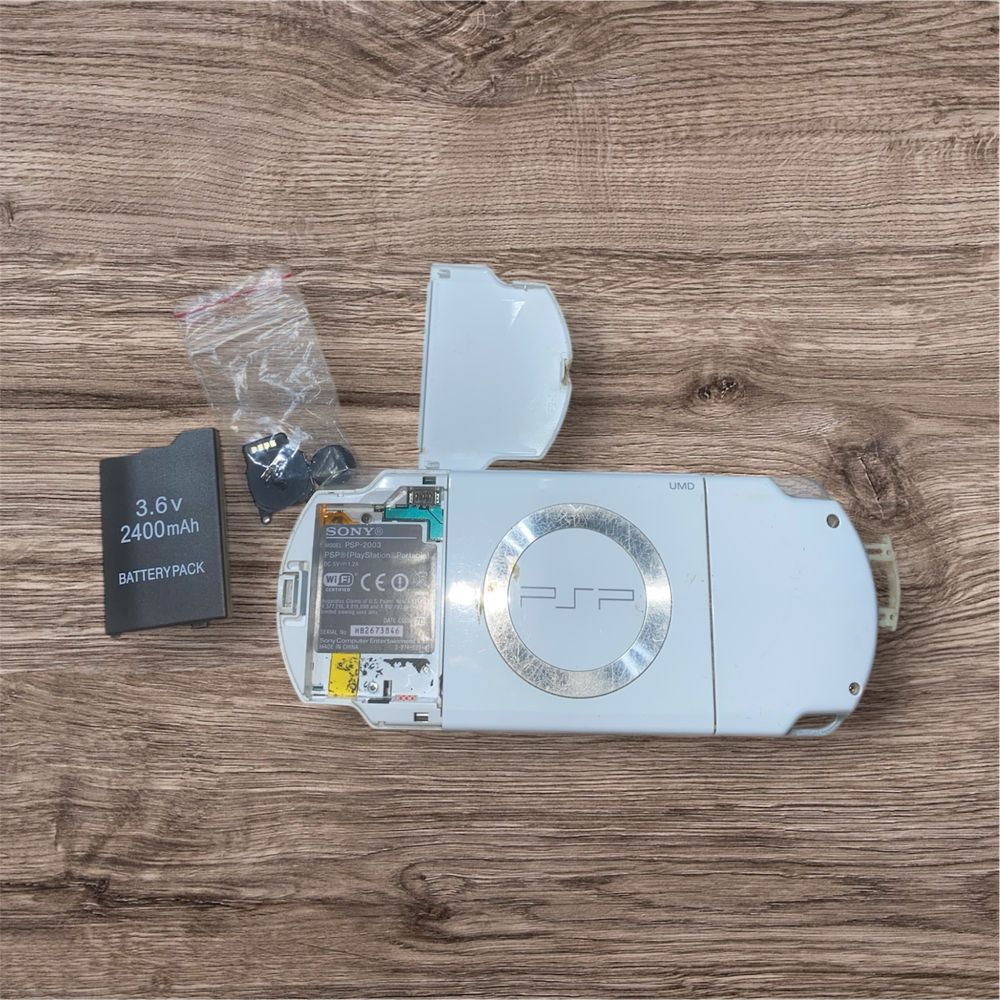 PSP 2003 plus gry