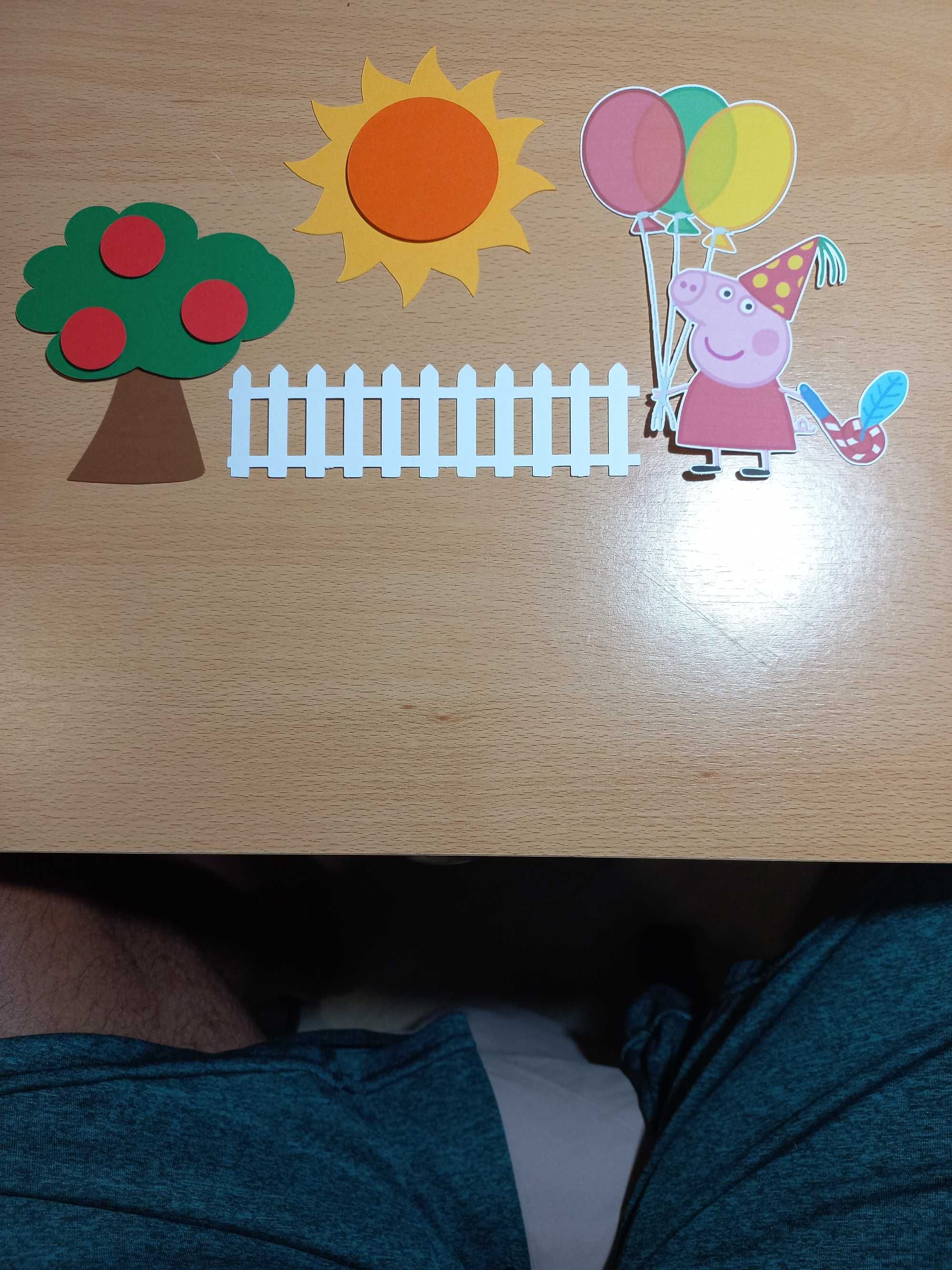 Faço topper/topo de bolo personalizado