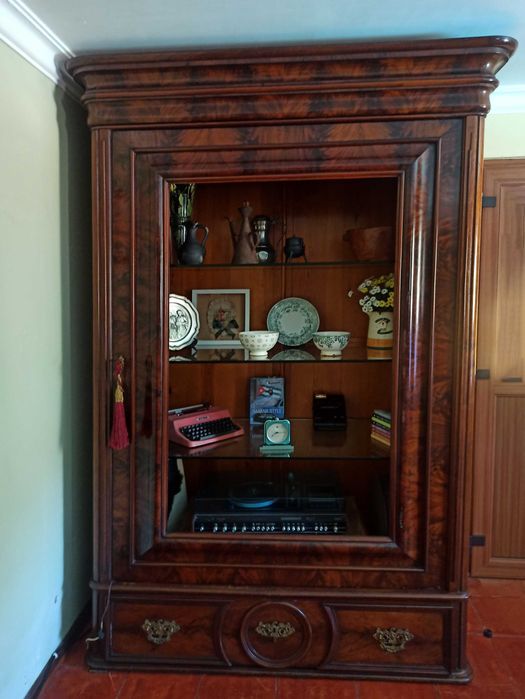 Roupeiro / Móvel Vintage