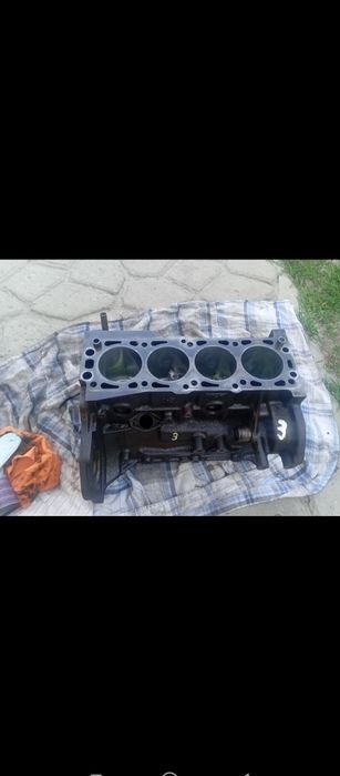 Продам блок ланос 1.5-1.6
