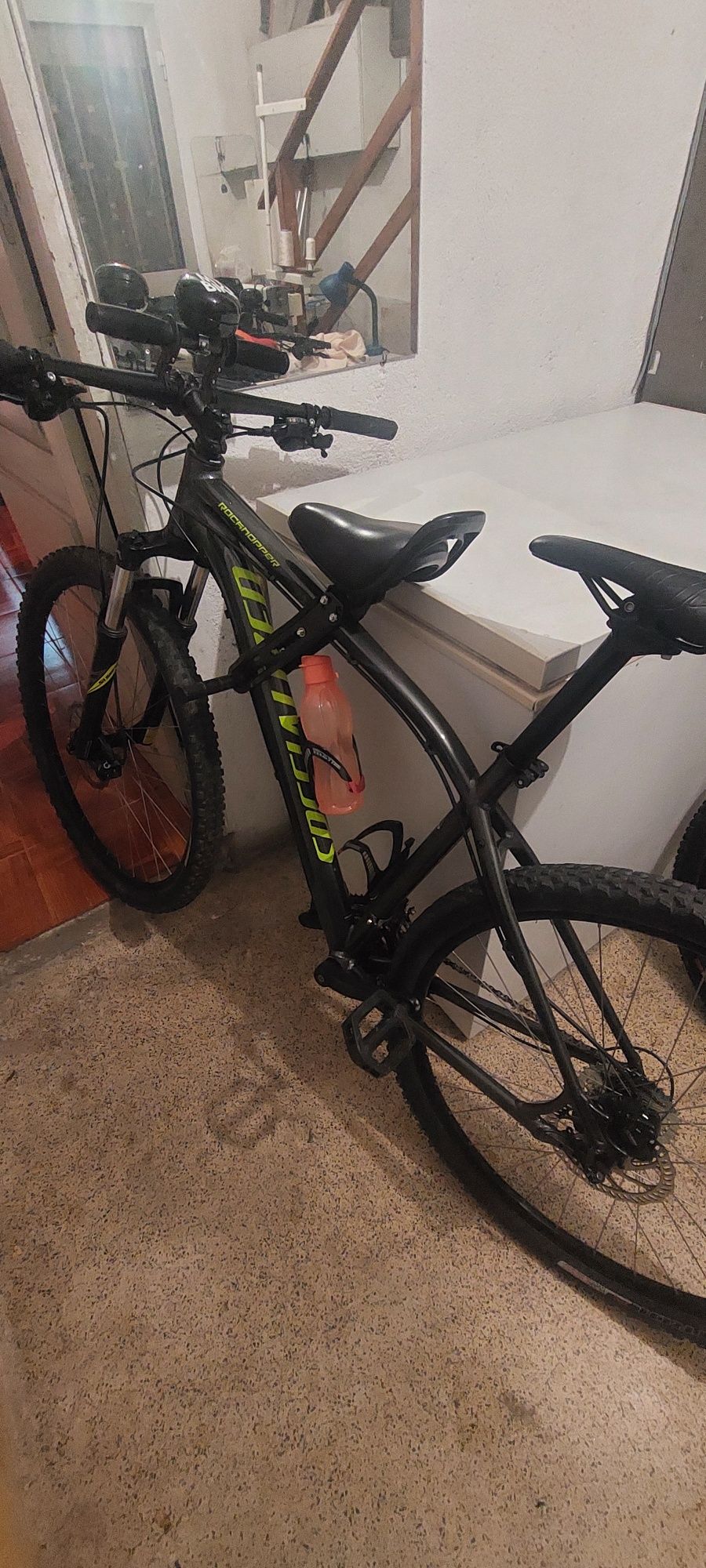 Banco de bicicleta transporte de criança