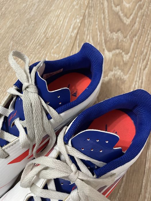 Футзалки adidas 35,5 розмір
