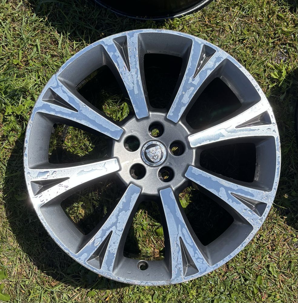 JAGUAR Felgi aluminiowe 5 x 108 20 cali