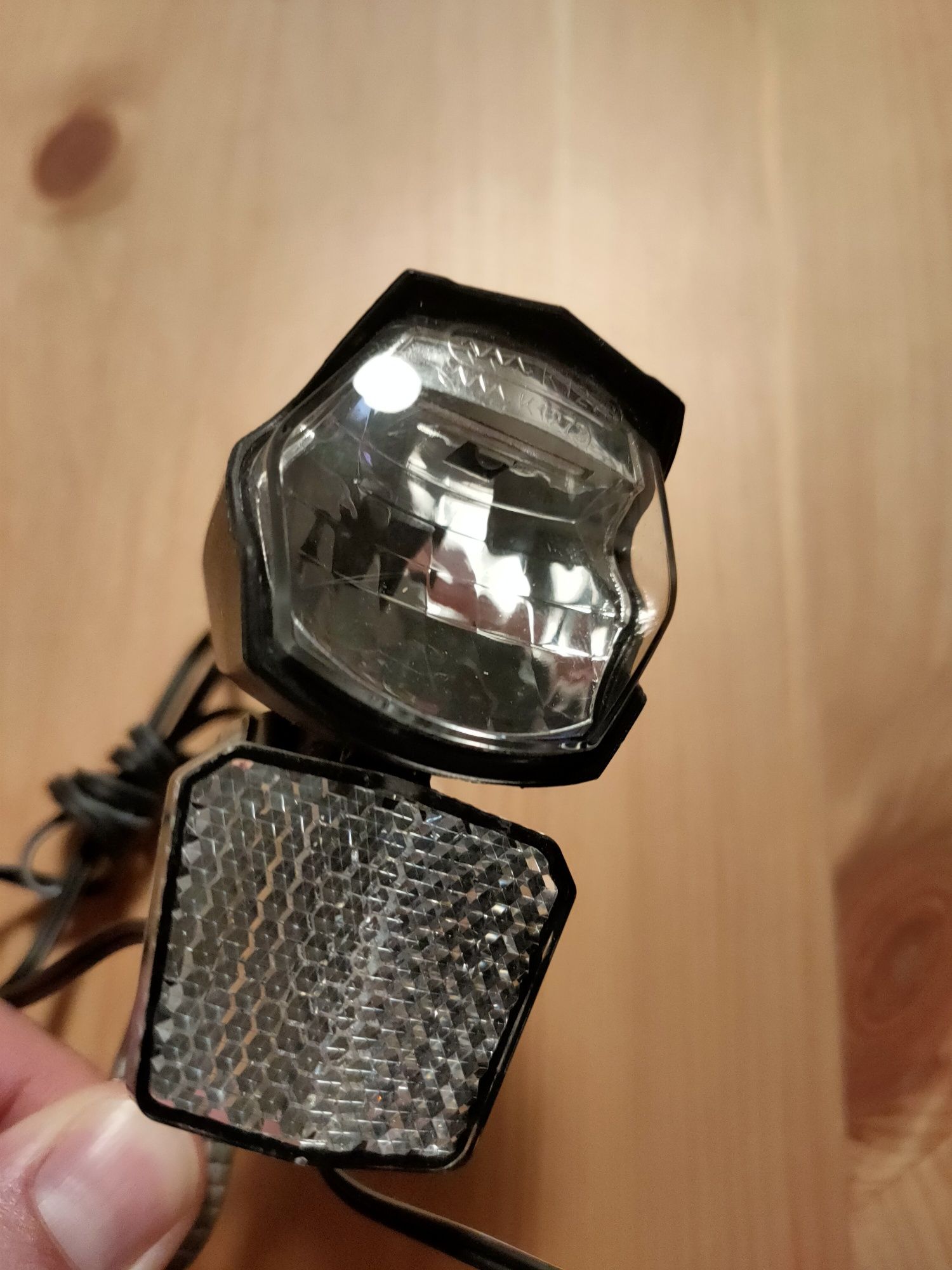 Lampka lampa Nexelo pod dynamo 6V 1.3W