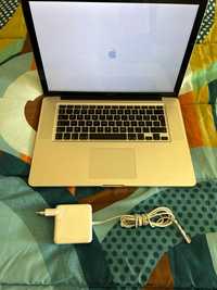 Macbook Pro 2009 C2D 4GB Mem 250GB HDD