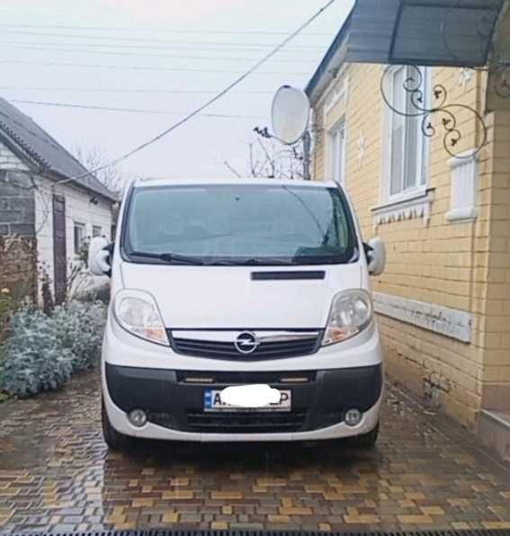 Продам Опель Вiваро