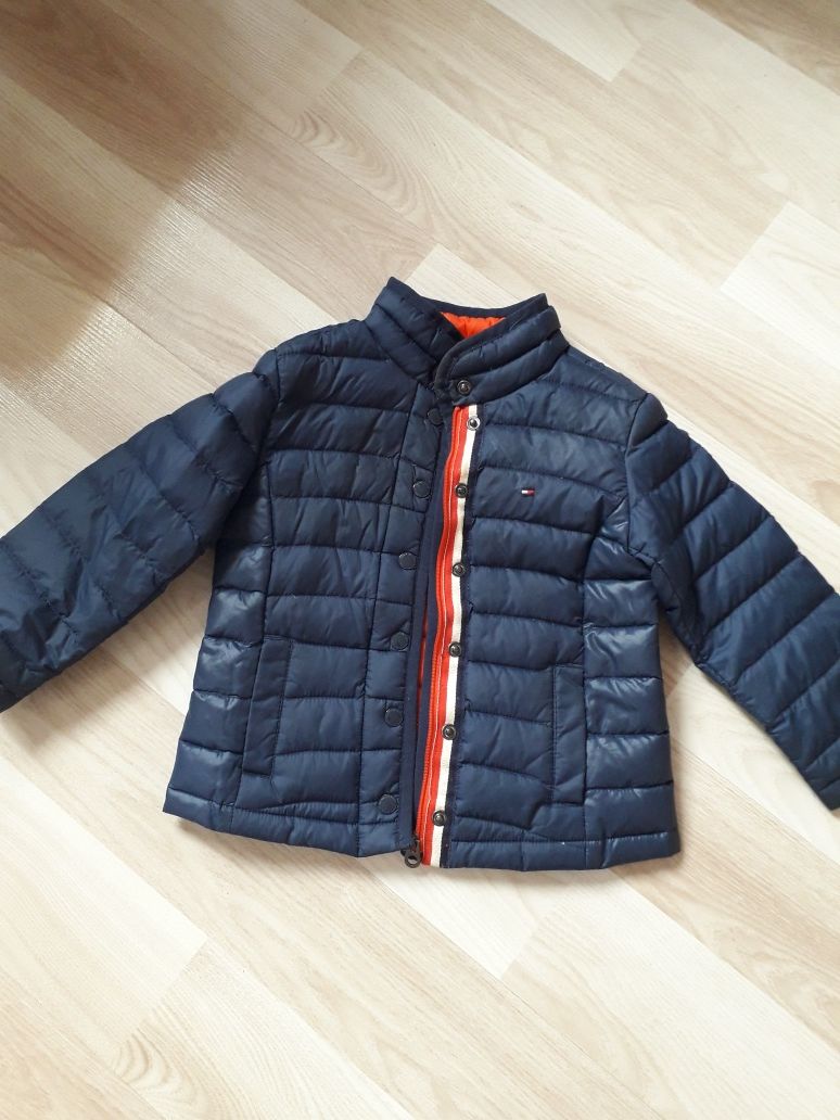 Tommy Hilfiger pikowana kurtka.