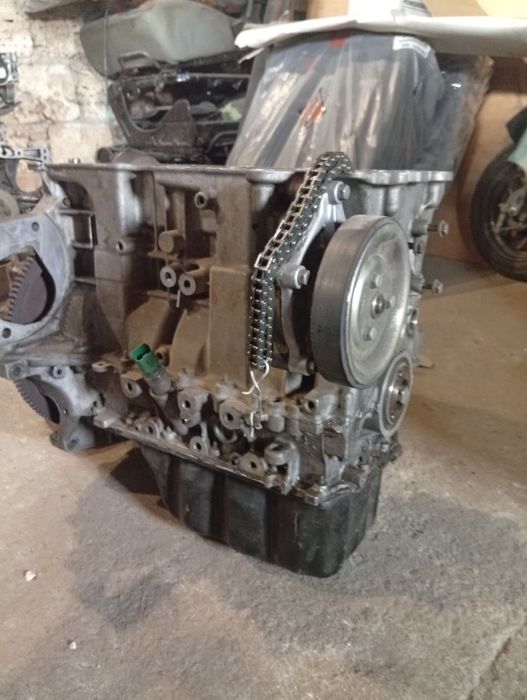 1.6EP6 Запчастини двигуна