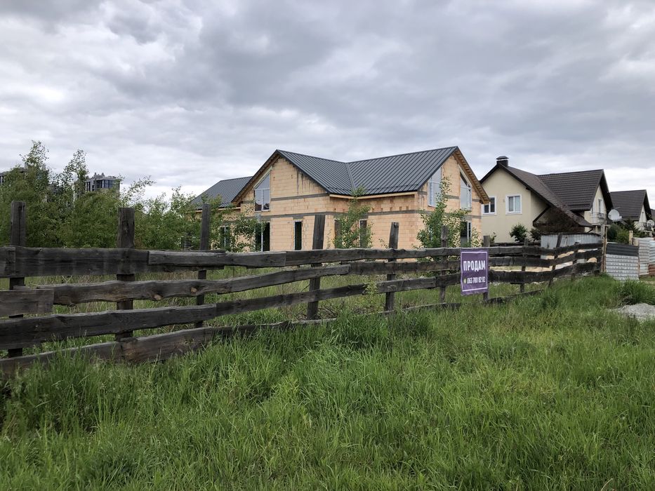 Продам земельну ділянку у центрі! 160 000 дол.