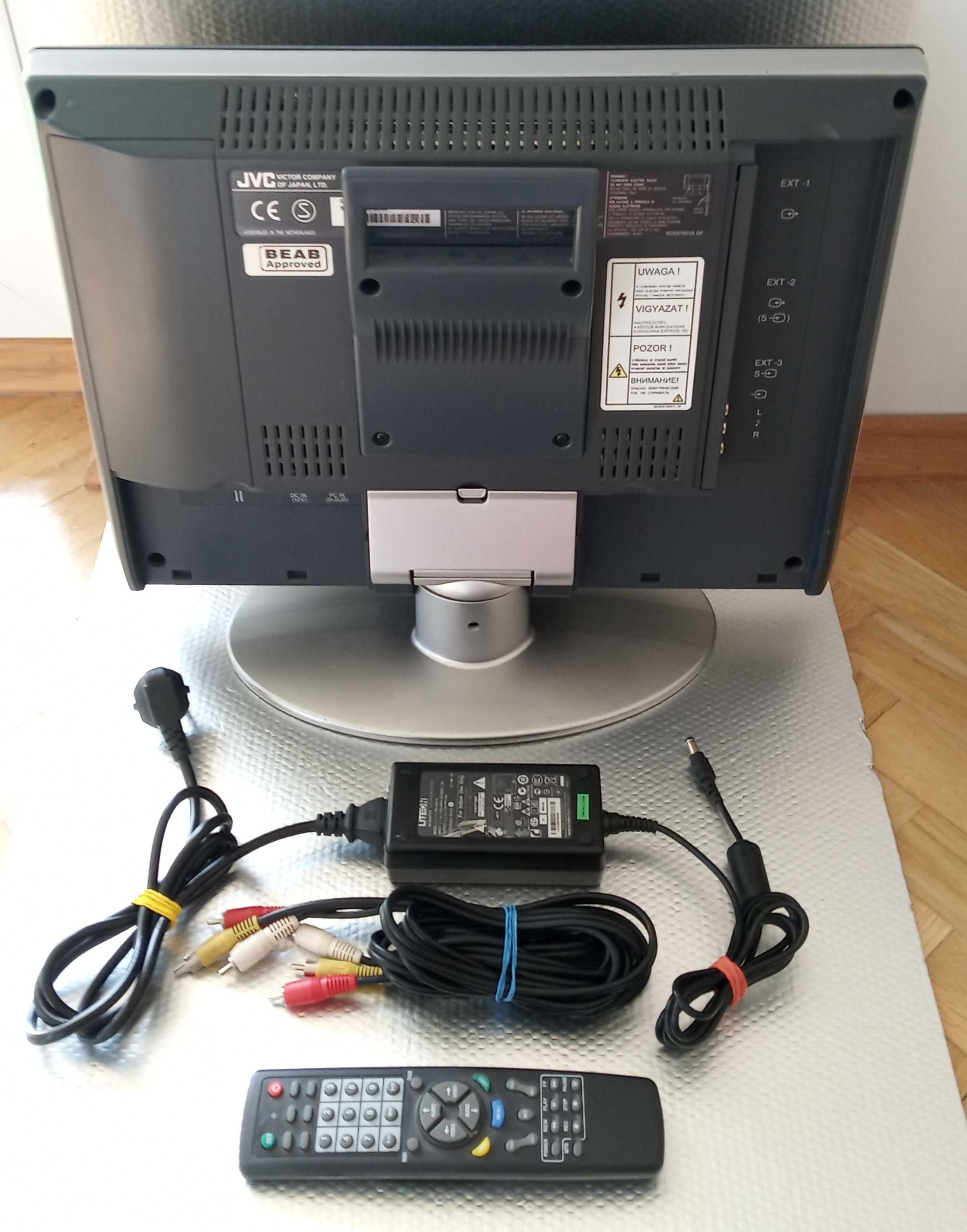 Monitor z funkcją TV 17 JVC LT-17E31 plus ANDROID BOX SMART TV okazja