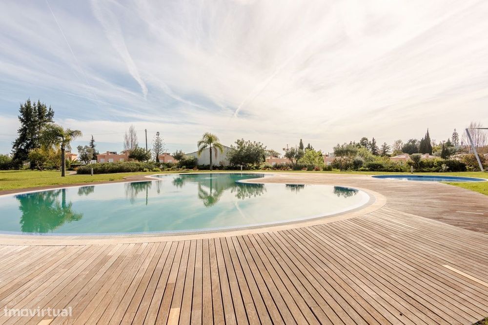 Descubra a sua nova casa no exclusivo Hibiscus Garden, Carvoeiro!