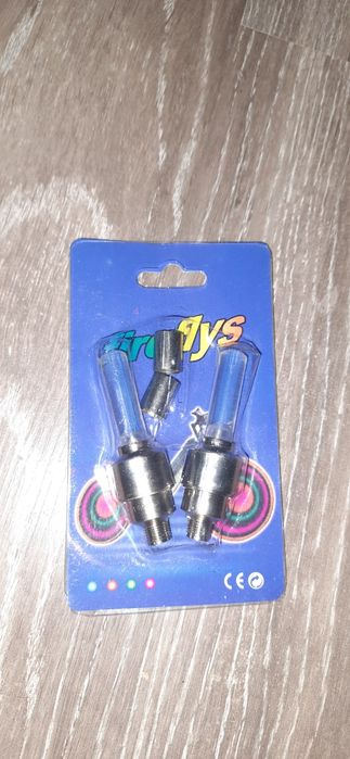 Подсветка на золотник любого колеса очень яркая