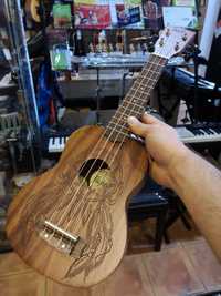 Flight NUS350C ukulele sopranowe z POKROWCEM