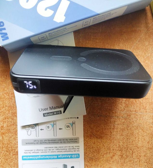 Power Bank W16, 12000 mAh, kompatybilna z Magsafe, 22,5 W do iPhone'a