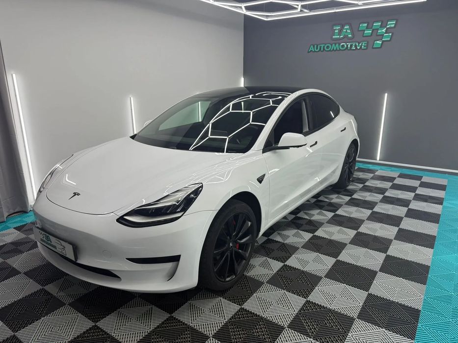 Tesla Model 3 Standard RWD Plus