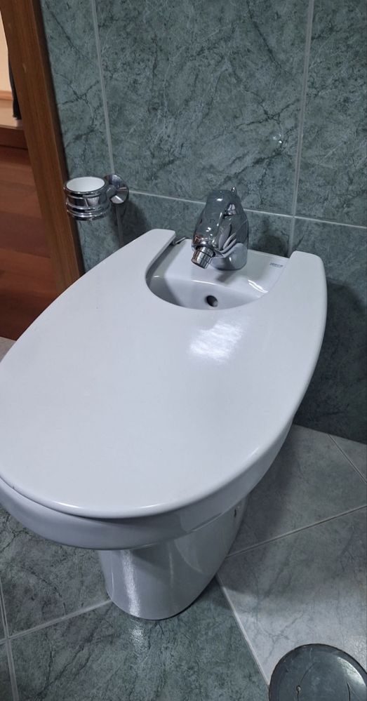 Bidés com torneira