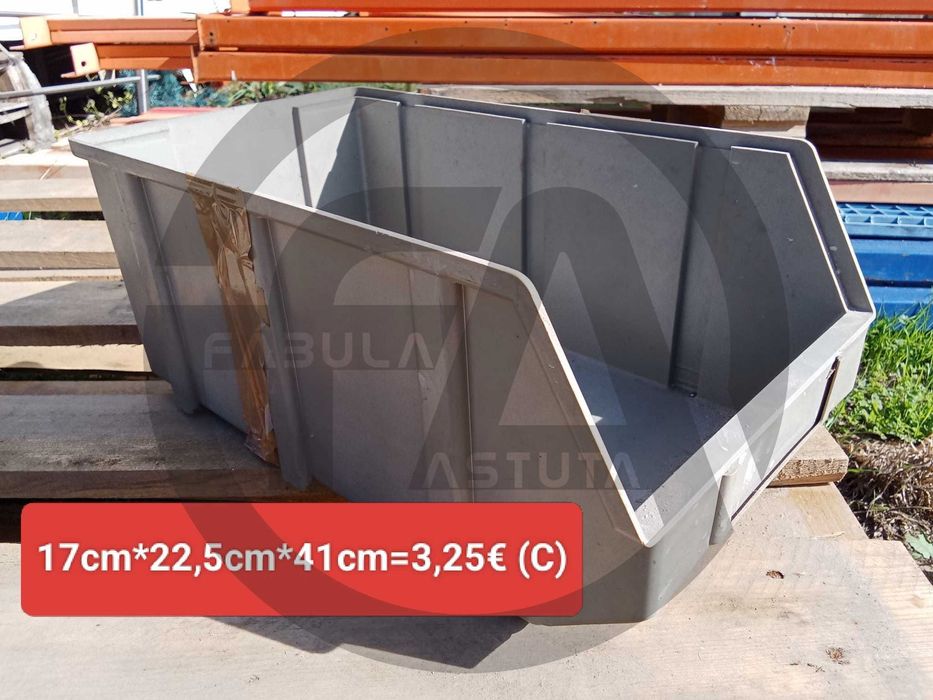 Caixas stock em poliestireno / Caixa de bico empilhável