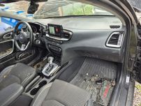 Kia ceed iii 18 22r deska poduszki