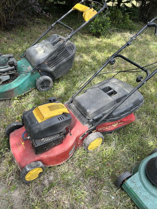 Kosiarka spalinowa i elektryczna