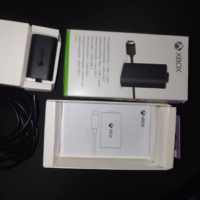 ORYGINALNY Xbox Play & Charge Kit Series X/S Bateria + Kabel USB-C