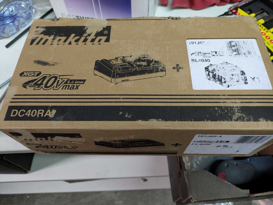 Bateria e Carregador Makita 40V XGT