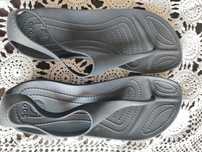 Sandały japonki Crocs W6