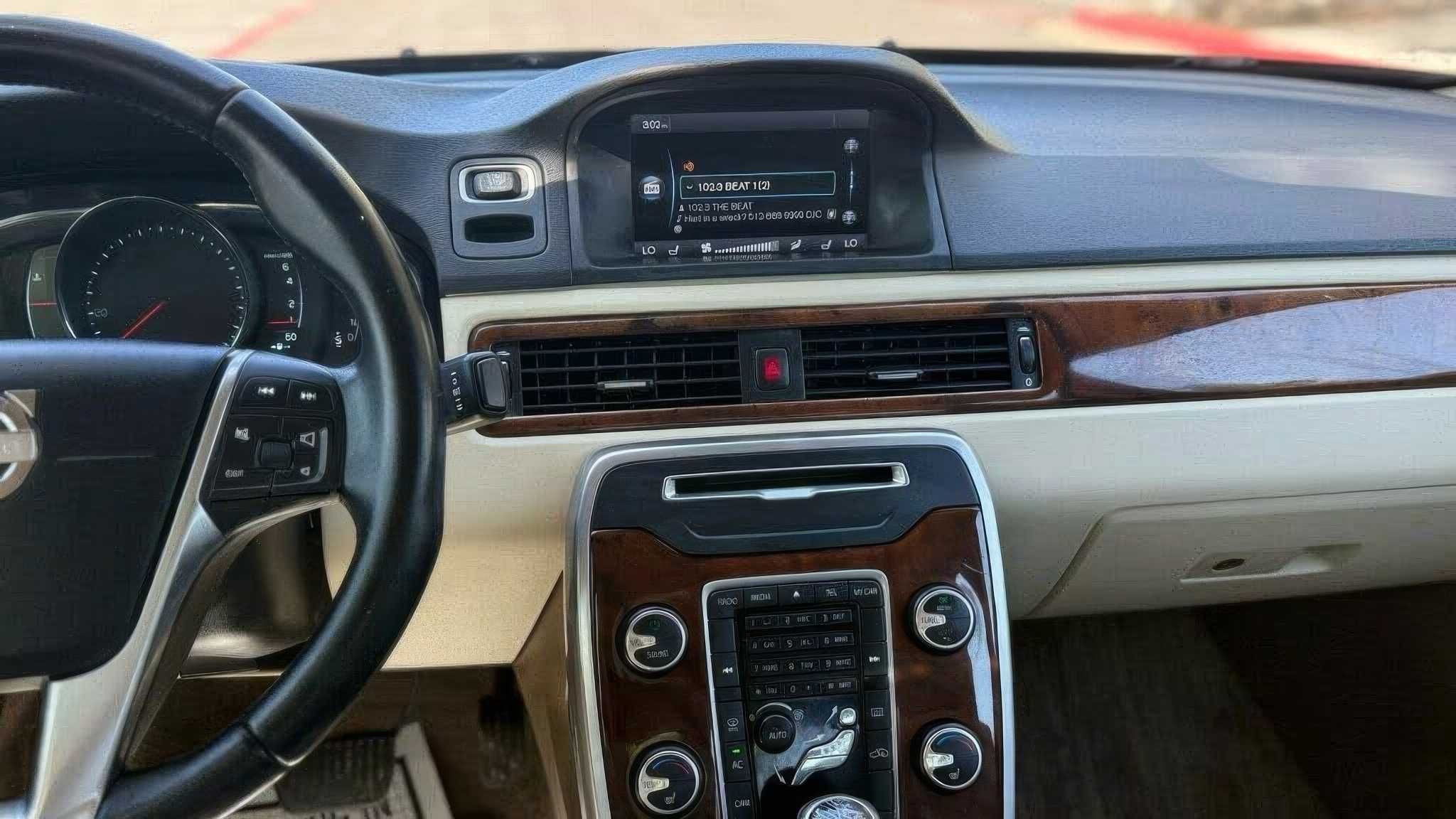 2015 Volvo S80 T6 Premier Plus