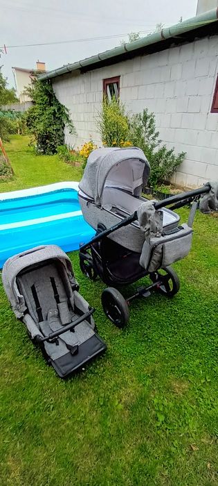 Wozek z pełnym wyposazeniem