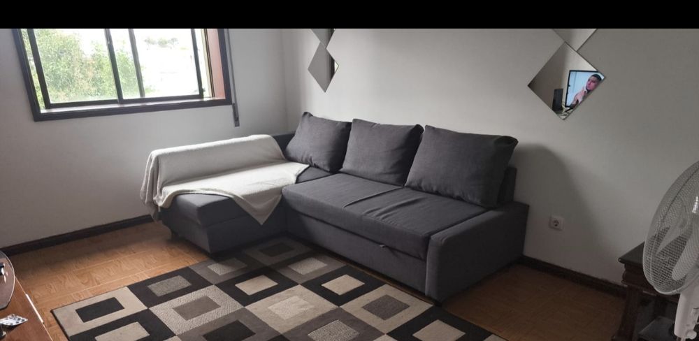 Vendo sofá cama + móvel de apoio