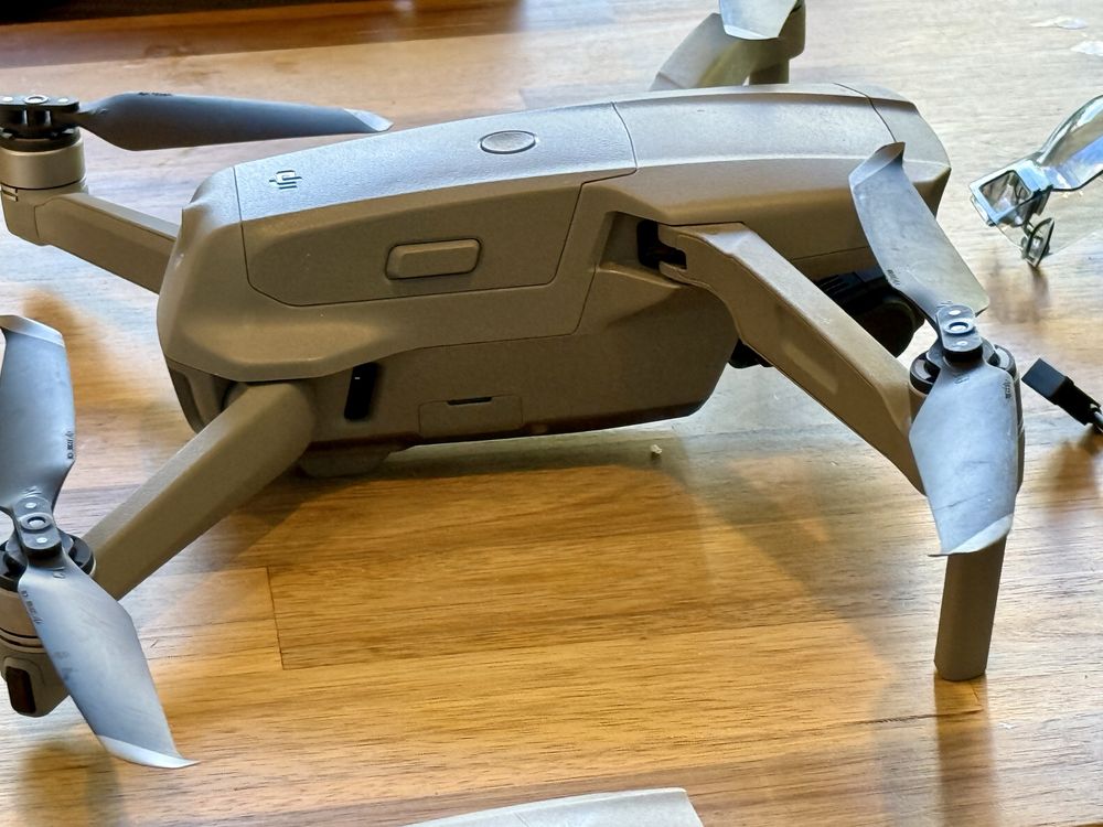 Drone DJI Mavic Air 2 Combo - Excelente Estado - Pouco Uso