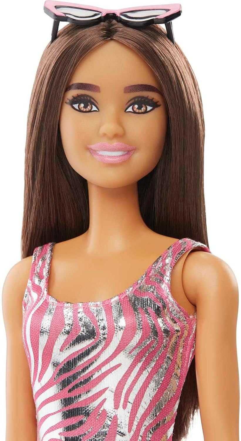 Кукла Барби Адвент календарь с одеждой и аксессуарами Barbie HKB09