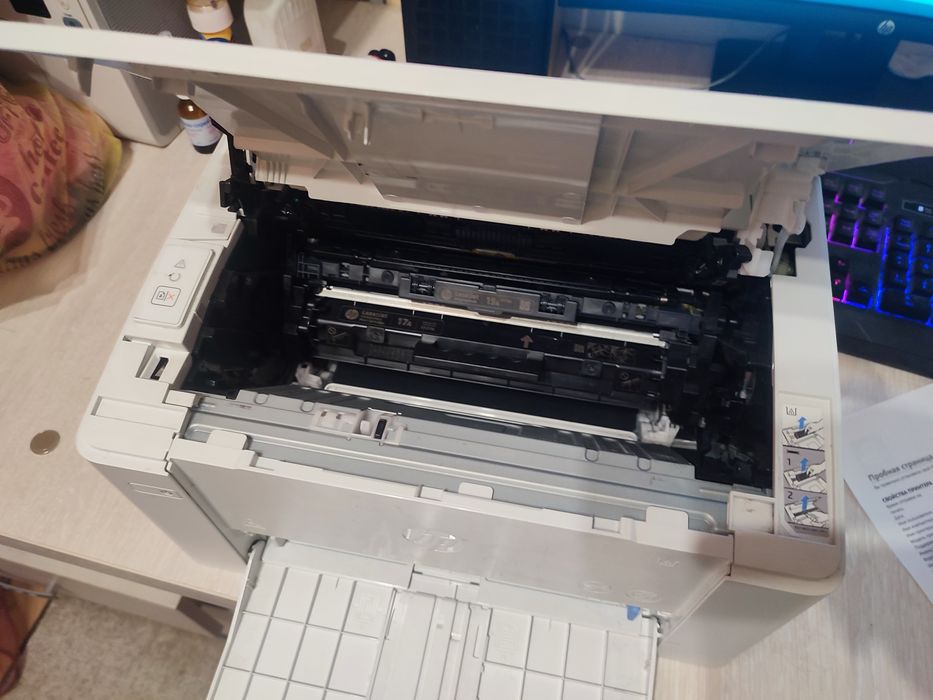 Продам принтер hp laserjet pro m 102