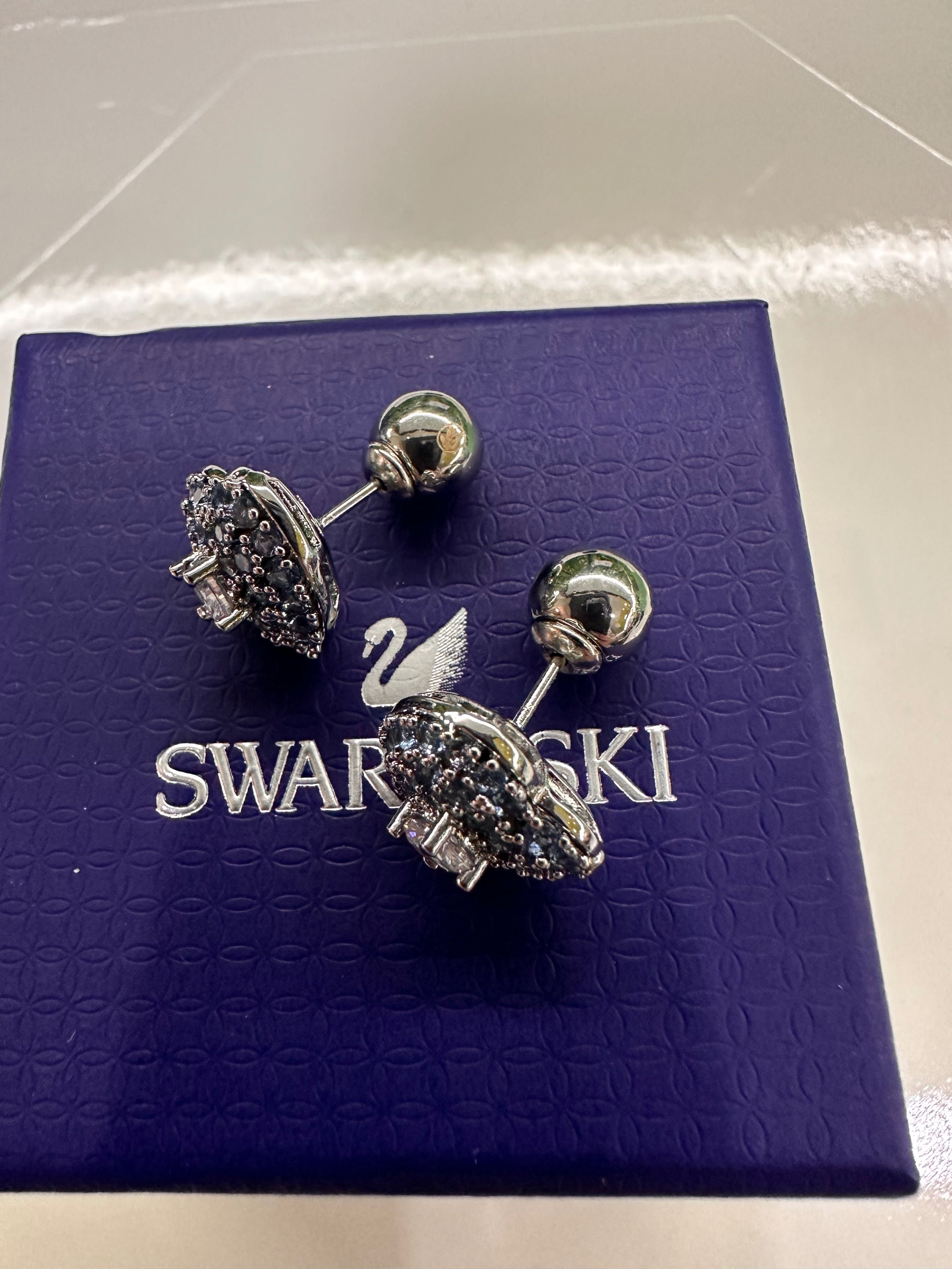 Сережки HYPERBOLA Swarovski