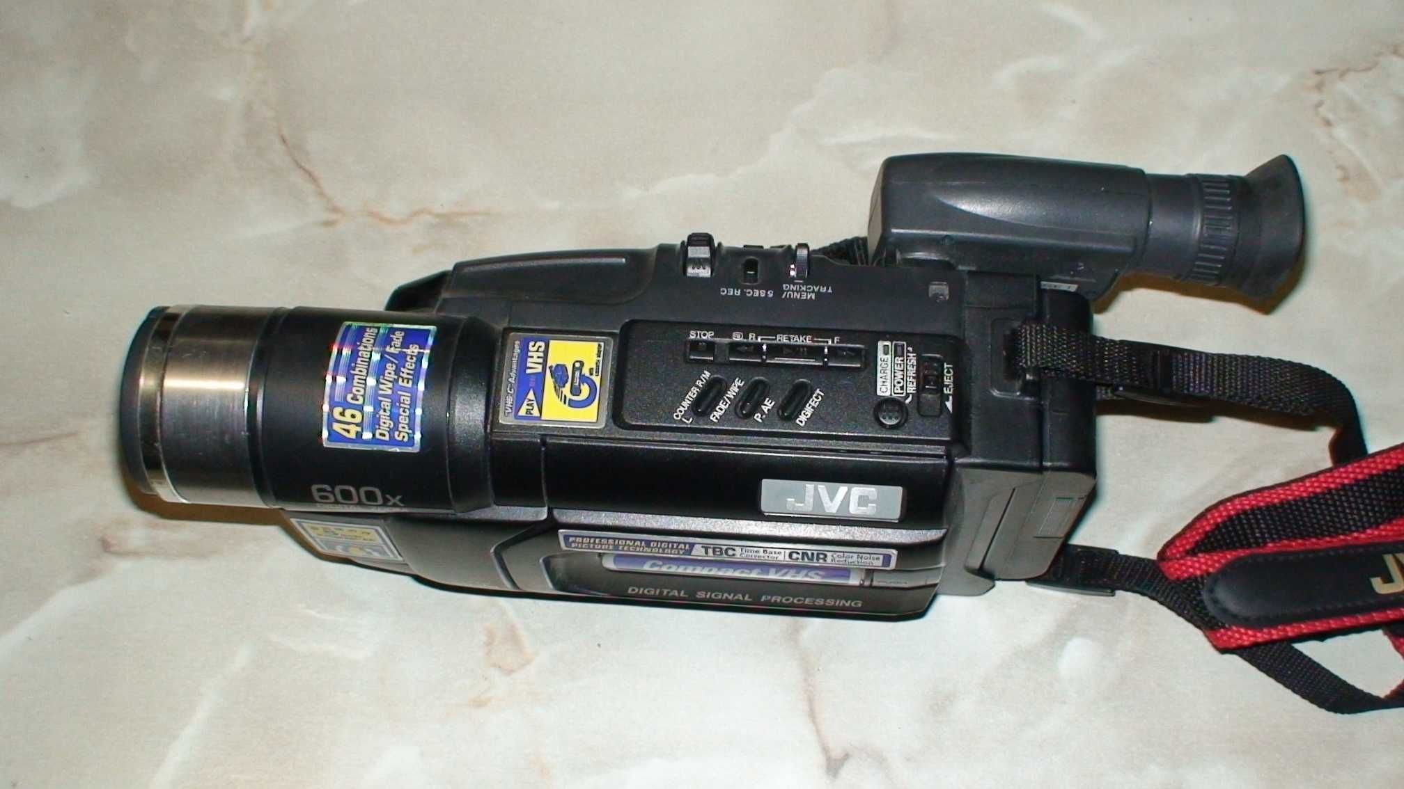 Відеокамера JVC GR-FX12A