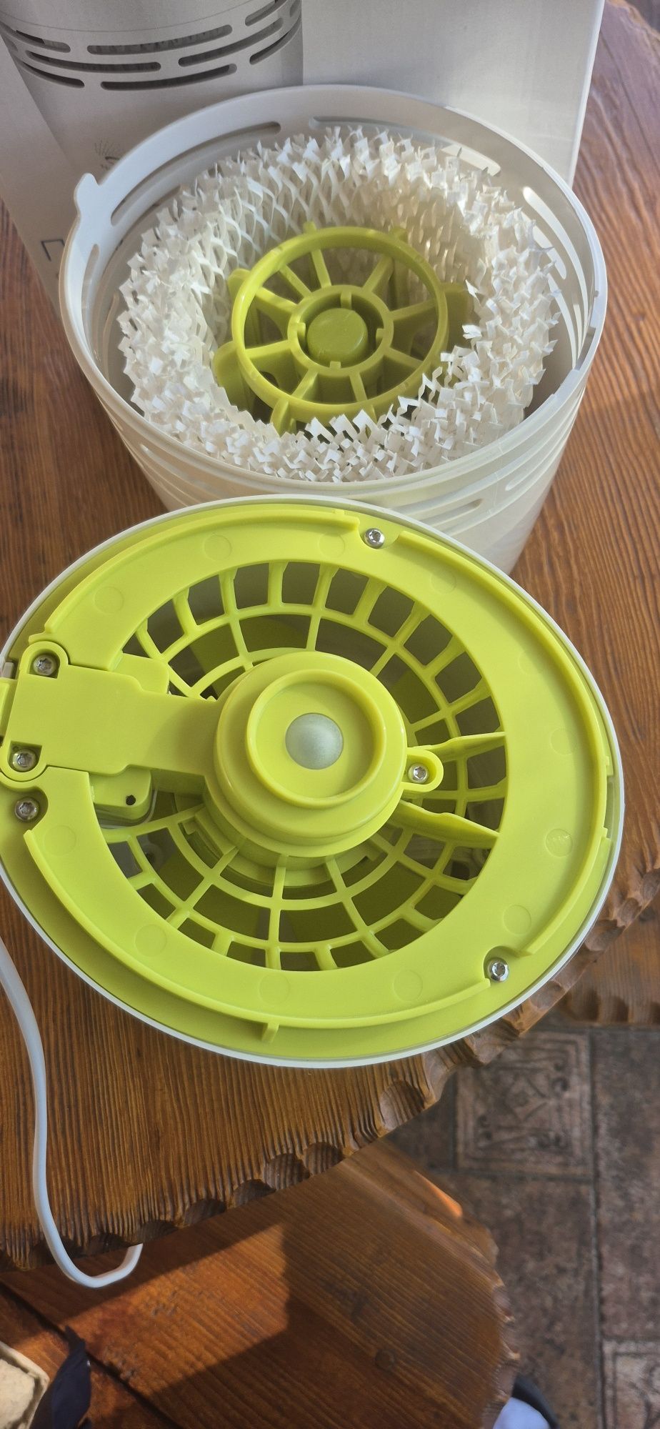 Увлажнитель воздуха. PHILIPS.Модель HU 4706.