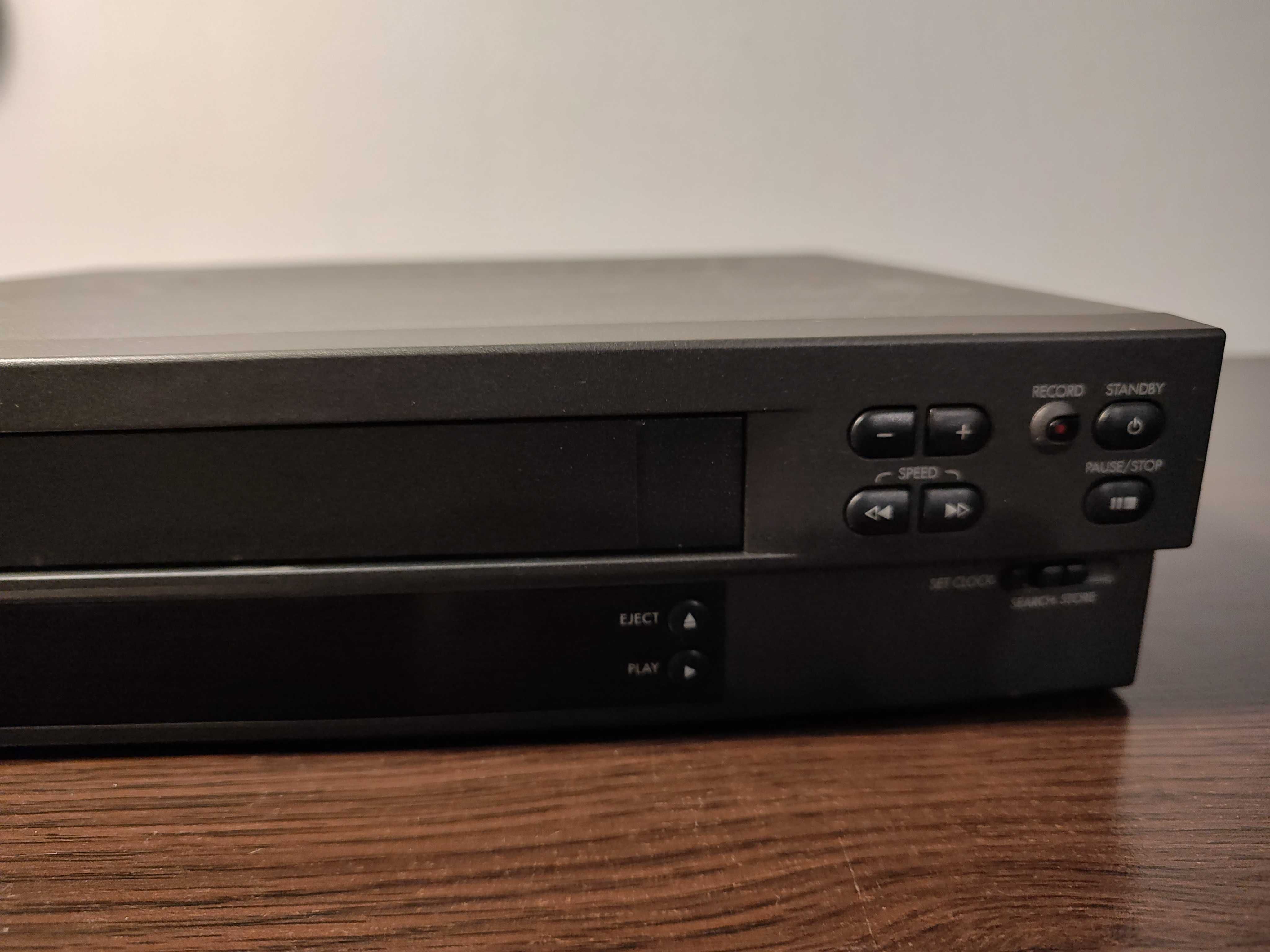 Rzadki Video Cassette Recorder RFT VCR-1400