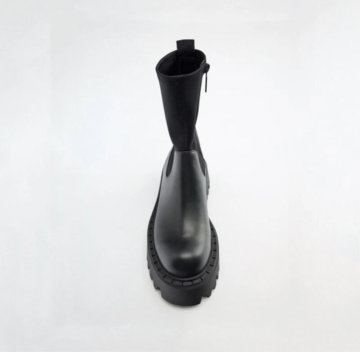 Женские ботинки на массивном каблуке MISS KEITH