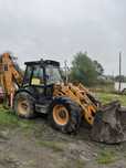 Трактор JCB 4CX