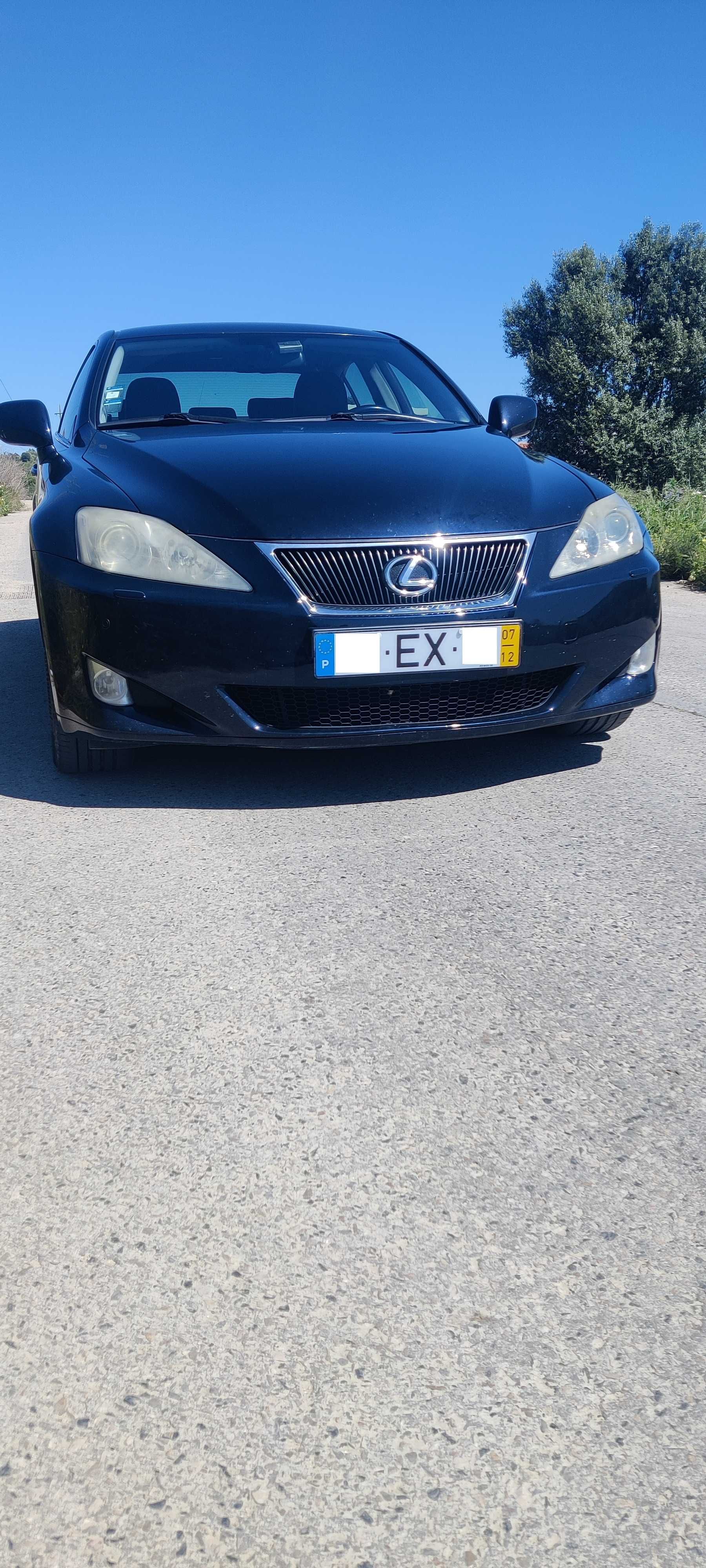 Lexus IS 220D Luxury Full extras