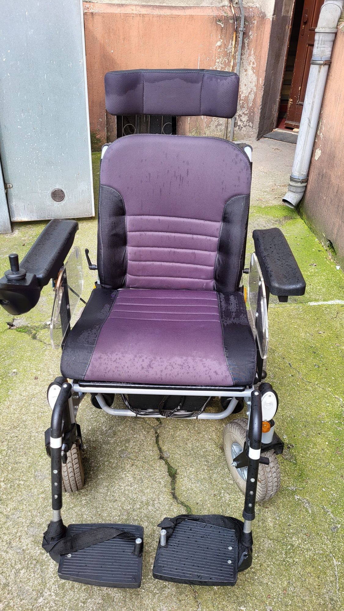 Inwalidzki  wózek elektryczny