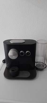 Máquina Café Expert C80 Nespresso - Avariada